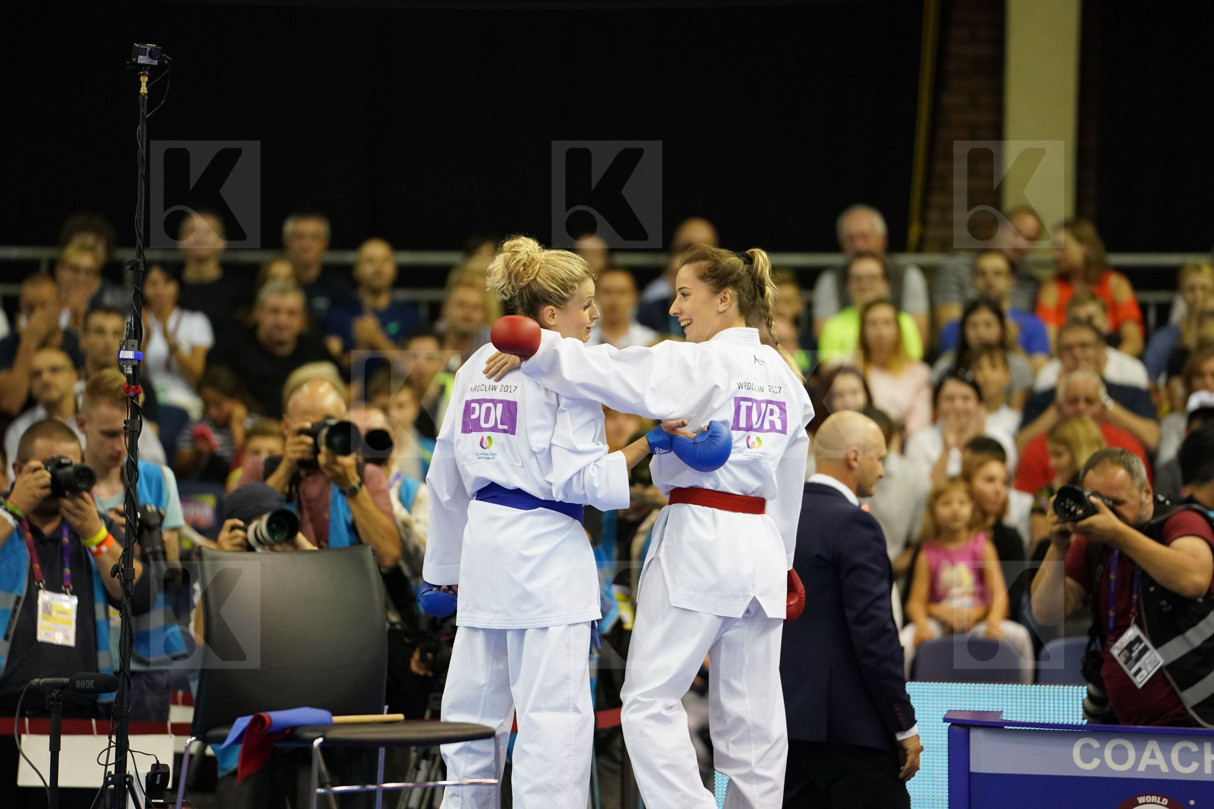 bronze match Female Kumite -50kg Nowakowska Madgalena Ozcelik Serap Poland Turkey